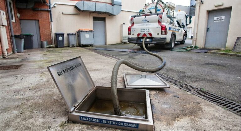 Vidange bac à graisse à Pessac
